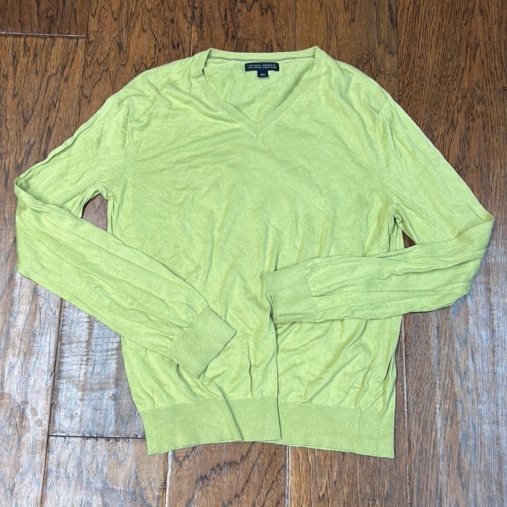 Banana republic‎ light weight luxury blend sweater